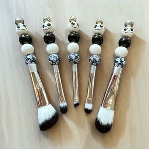 Wood Bead Makeup Brush Set